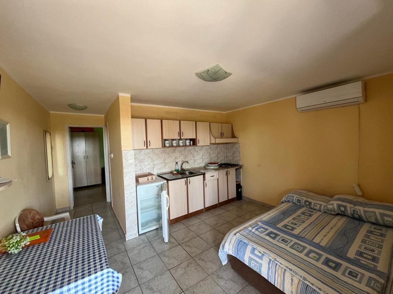 Apartments Mudric 헤르섹 외부 사진