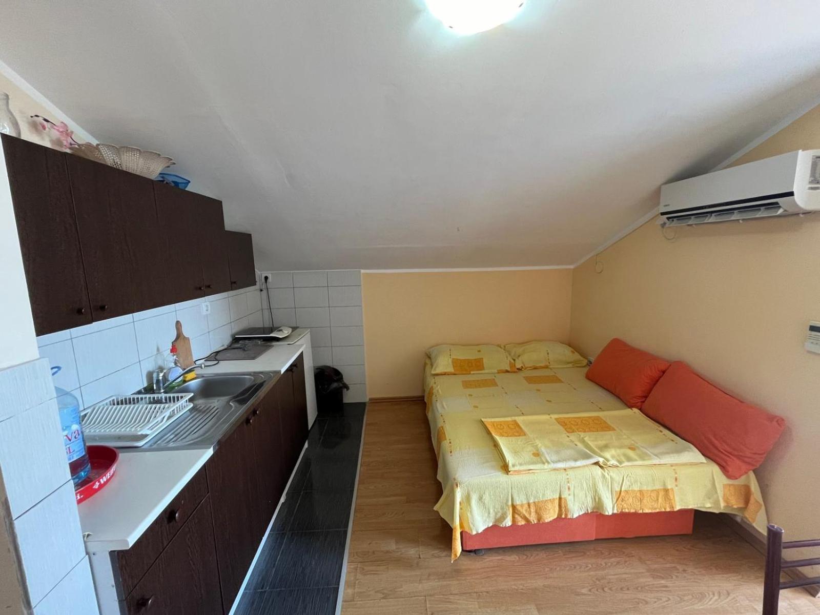 Apartments Mudric 헤르섹 외부 사진